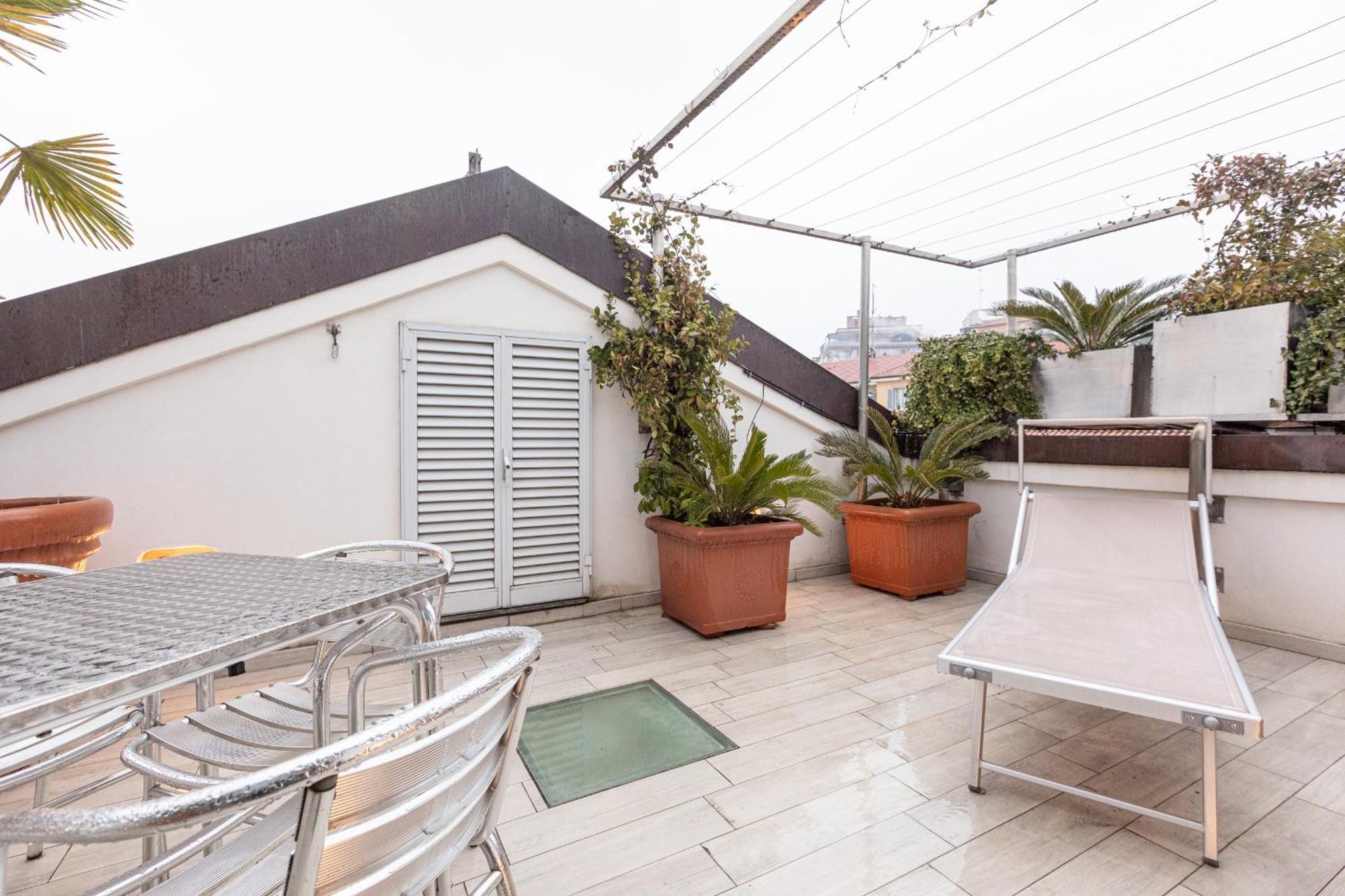 Monte Napoleone Split-Level Terrace Apartment - Top Collection Milánó Kültér fotó